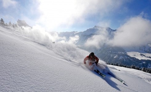 Engleberg skiing powder