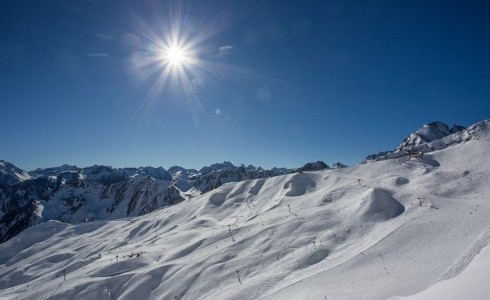 Pyrenees_Cauterets_fresh_snow