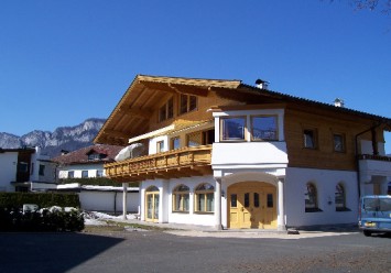 Erler Apartments, self catering ski apartments in St Johann in Tirol