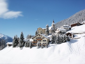 Hotel Bellevue, Davos - in winter