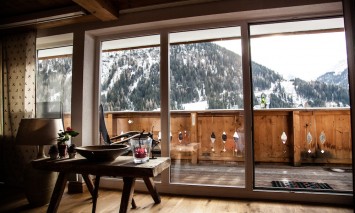 Chalet-Narnia-View-II