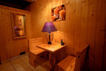 Chalet Campanules, large fully catered ski chalet in La Plagne, France