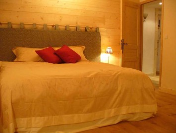 Les Clochettes, self catered ski apartment in Megeve, France