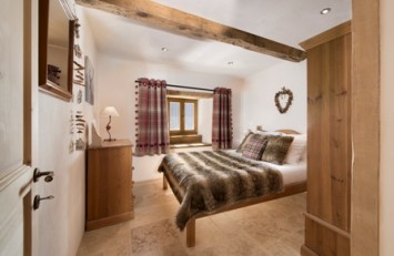 Ski_Famille_Chalet_Delphine_Double_Bedroom_2