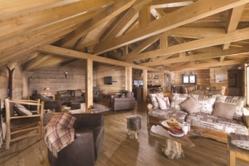 Ski_Famille_Chalet_Delphine_Living_Area_2