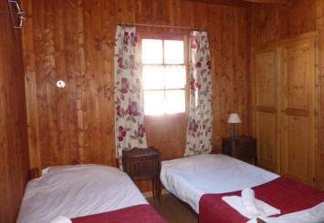 Zenith_Holidays_Chalet_La Clautre_Bedroom