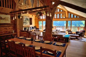 Chalet Cannelle dining