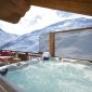 SkiFam_Le_Corbeau_Hot_Tub