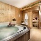 Ski_Famille_Chalet_Eva_Hot_Tub