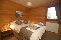 Double room with en suite shower